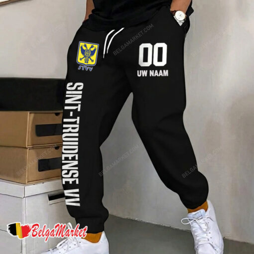 Sint-Truidense VV – Joggingbroek nieuwe editie met aangepaste naam nummer Sint-Truidense VV – Joggingbroek nieuwe editie met aangepaste naam nummer